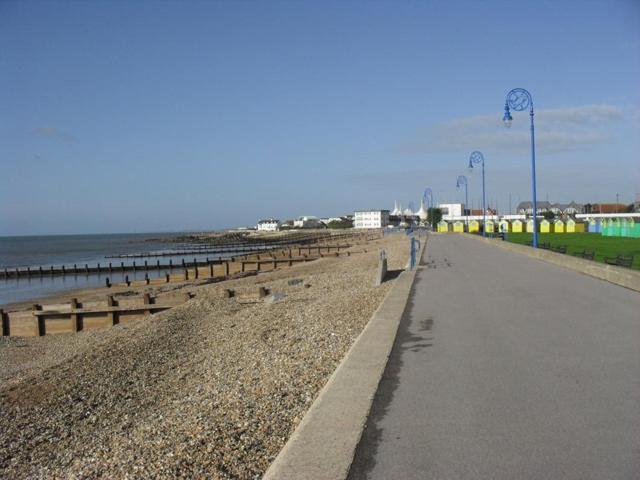 Felpham Guest House - Self Catering Bognor Regis Exterior photo